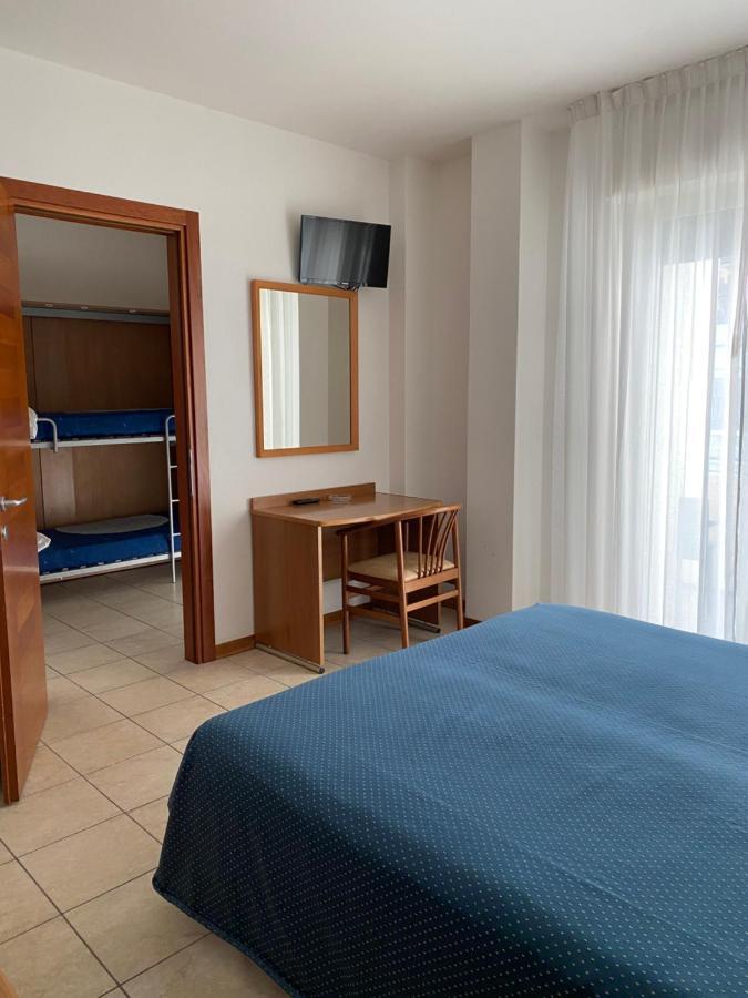 Hotel Ivana ليدو دي يسولو المظهر الخارجي الصورة